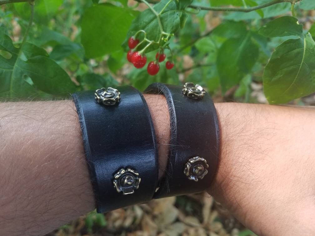 Leather Cuff - Handcuffs - BDSM Kink Jewelry